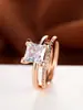 Conjunto de anel de princesa em ouro rosa, best-seller transfronteiriço, anel principal de zircônia quadrada com fileira de diamantes e aro fino, conjunto de duas peças