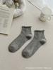 Calcetines con volantes para mujer, calcetines de media pantorrilla, estilo fino de primavera y verano, calcetines cortos a rayas calados, calcetines de algodón con diseño calado transpirable