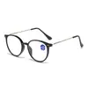 Gafas de lectura personalizadas de moda transfronteriza anti luz azul, Gafas de lectura elegantes de montura redonda para mujer, Gafas planas para personas mayores