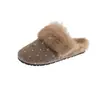 Pantuflas tipo Birkenstock de suela plana, con estampado de lunares y forro de felpa para mujer, nueva colección otoño/invierno 2026, cálidas y acogedoras, con diseño de punta cerrada