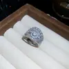 Anillo Abierto de Encaje Redondo de Circonita, Anillo de Lujo Ligero de Nicho, Anillo Elegante Estilo Corte Vintage para Dedo Índice de Mujer