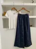 Calça casual feminina reta de perna larga azul marinho com estampa de floco de neve e diamantes, fina, cintura alta, para o verão de 2026, com um toque vintage relaxed