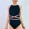 Roupas de Contenção Vestíveis Femininas Mais Vendidas na Fronteira Couro PU Produtos para Adultos Cinto Arnês Envolvente Erótico de Camada Dupla Brinquedo