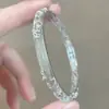 Nova pulseira elegante e refinada estilo chinês com um toque cool e sofisticado, pulseira de fivela de paz de alta qualidade, acessório de joia versátil para meninas