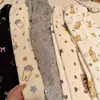 Pantalones de pijama de forro polar con copos de nieve, nueva colección 2026, estilo lindo otoño/invierno, cálidos, casuales y versátiles para usar en casa
