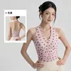 Top de Yoga com Gola Halter Regata Copas Fixas Estampado Esportivo Alças Cruzadas na Frente Pregas Ajuste Slim Roupa Externa Fitness Regata Feminino