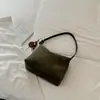 Bolso de hombro tejido de gran capacidad para mujer, nuevo estilo coreano 2026 con sensación relajada, bolso de axila de alta gama para otoño e invierno, adecuado para viajes diarios
