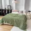 Manta de imitación de conejo ancha y gruesa personalizada por el fabricante para siestas, cubierta de sofá de oficina, manta de franela de regalo