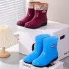 Botas de goma forradas color caqui para otoño e invierno, zapatos de agua de caña media y corta, botas de lluvia para mujer para exteriores, botas de lluvia sin cordones de altura media, botas de agua para limpieza