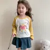 Nueva Camiseta Casual Elegante de Manga Larga 2025 Primavera y Otoño para Niñas Pequeñas, Adecuada como Prenda Exterior o para Vestir por Capas, Atuendo de Primavera de Moda para Niñas