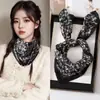 Bufanda de hebilla magnética nueva de primavera y otoño para mujer, bufanda cálida perezosa, bufanda de moda elegante para cubrir el cuello, bufanda triangular
