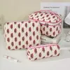 Bolsa de maquiagem acolchoada de algodão floral vermelha estilo retrô, grande capacidade, portátil, para guardar cosméticos, nécessaire de viagem, personalizável
