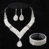 Explosiones Europeas y Americanas Diamantes Completos Gotas de Agua Pedrería Collar Aretes Traje Lujo Alta Gama Simple Combinable Novia Set de 2 Piezas