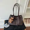 Bolso de Hombro Retro de Gamuza para Mujer 2026 Otoño Nueva Moda Nicho para Viajes Diarios Bolso Debajo del Brazo Bolso de Hombro de Gran Capacidad