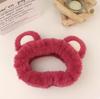 Diadema de peluche de oso de fresa para otoño e invierno, para mujer, para lavarse la cara, con pelo antideslizante y peludo de celebridades de Internet, para presionar el cabello, tocado con horquilla