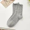Calcetines Nuevos de Media Pantorrilla para Mujer de Primavera y Verano, Calcetines de Algodón con Borde Enrollado, Borde Fruncido, Calcetines Largos Holgados de Estilo Coreano con Diseño Hueco de Moda
