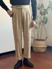Pantalones de pana de invierno nuevos de color liso, artísticos y casuales, estilo caballero napolitano retro casual, corte recto