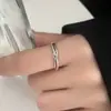 Anillo de nudo de cuerda de plata de ley S925 Shenzhen, plata, lujo ligero, alto sentido, anillo de nudo para dedo de comida, nuevo y moderno, mujer, 2023