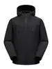 Chaqueta softshell para pareja de exterior, chaqueta de montaña y viaje cortavientos y resistente al desgaste para hombre, chaqueta con capucha de color liso para mujer, compra al por mayor con logotipo personalizado