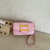 Bolsa feminina de alta qualidade 2026 novo modelo de verão, bolsa de ombro para o dia a dia, design de nicho moderno e simples, bolsa de ombro e transversal
