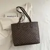 Bolso Popular de Gran Capacidad de Este Año 2025 Nuevo Bolso Tote Versátil de Alta Gama para Cruzar el Cuerpo y para el Trabajo