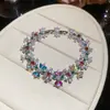 Pulseira com Zircônia Cintilante Colorida e Fecho Redondo, Pulseira de Luxo Leve de Alta Qualidade, Acessório de Mão Versátil com Personalidade Doce e Exclusiva para Mulheres