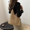 Bolsa Tote Tecida Retrô Bolsa de Palha 2024 Nova Grande Capacidade Bolsa de Axila Bolsa de Ombro Estilo Férias Bolsa de Praia para Mulheres