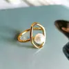 Anillo Popular de Lujo Ligero de Moda Europea y Americana Transfronterizo Joyería de Cobre Accesorios de Anillo Chapados con Perlas de Agua Dulce