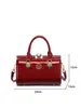 Otoño 2023 Nuevo Bolso de Mano de Alta Gama Boda Festivo Rojo Brillante Charol Color Brillante Bolso Vintage Europeo y Americano para Mujer