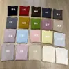 ¡Estilo coreano! ¡Disponible en varios colores! Suéter base de punto suave, versátil, adelgazante y amigable con la piel para el Otoño 2026