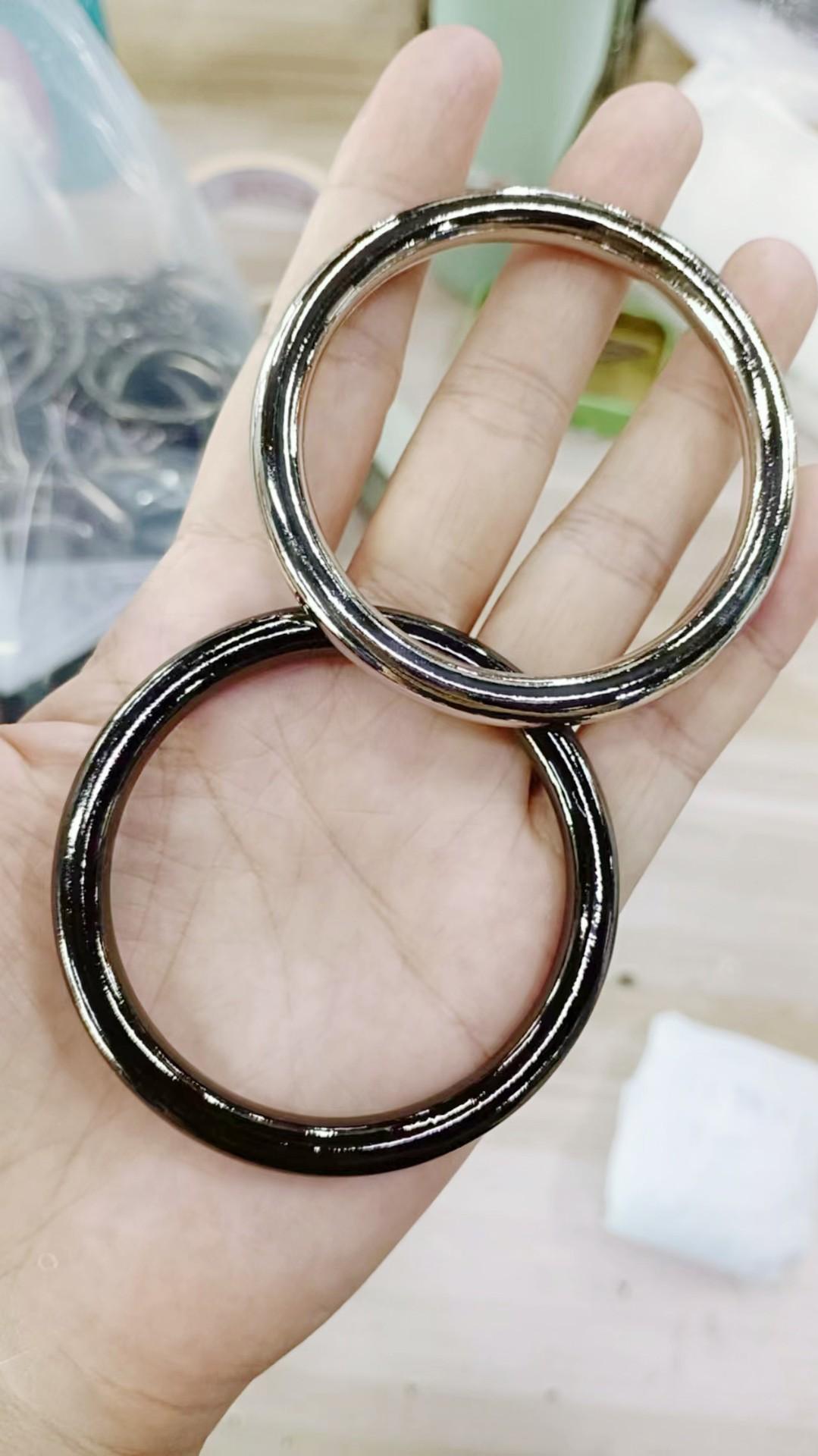 大尺寸圈扣.jpg
