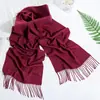 Bufanda para Adultos Otoño e Invierno Nueva Tendencia Moda Estilo Coreano Bufanda Versátil de Color Sólido con Borlas Bufanda Cálida para Hombre Imitación Cachemir