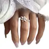 Anillo Abierto Fresco y Elegante Serie Flor de Lirio, Diseño Original de Nicho Versátil de Gama Alta, Anillo Simple y Dulce