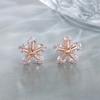 Pendientes de flor de cinco pétalos con circonita incrustada de diamantes para niñas, dulces, versátiles, simples, de verano, lujo ligero, diseño de nicho, pequeños y lindos