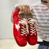 Tênis de Balé Retrô de Verão Novo, Estilo Couro, Nicho, para Mulheres, Sapatos Casuais Super Estilosos e Versáteis para Mulheres
