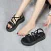 Sandálias Plataforma Aumentadoras de Altura para Mulheres 2026 Verão Nova Moda Elegantes Sandálias Romanas de Tira Única Sandálias de Praia Plataforma para Mulheres
