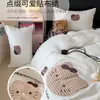 Estilo fresco y sencillo, juego de ropa de cama de cuatro piezas bordado de toalla de algodón lavado, funda de edredón de algodón puro, juego de sábanas de tres piezas para dormitorio de estudiante
