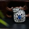 Colgante Cuadrado Geométrico Azul de Zafiro Natural de Alta Gama con Diversidad de Moda, Único en su Tipo 9081