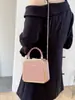 Bolsas Transfronteiriças Bolsas Femininas 2024 Novas Bolsas de Mão Simples e Modernas Bolsas Transversais Bolsas Caixa de Celebridade da Internet Bolsas Atacado