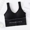 Ropa interior deportiva para mujer Dawang con letras sin tirantes larga para yoga, correr, chaleco estilo U grande sin aro de acero para el pecho
