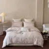 Juego de Cuatro Piezas de Algodón de Fibra Larga Francés, Funda de Edredón Bordada Floral y de Mariposas Romántica y Elegante, Ropa de Cama Suave de Algodón Puro Agradable a la Piel