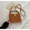 Bolsa de Ombro Transversal Elegante de Cor Sólida Simples com Relevo, Tendência de Alto Valor, Nova Moda Primavera 2026