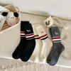 Meias Femininas de Meia-Cança Moda Coreana Nova Outono e Inverno Cachorro Dachshund Cartoon Bordado Embalagem a Vácuo Meias Clássicas com Fio