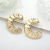 Pendientes de C-shape de Moda con Sentido de Diseño de Nicho para Mujer, Pendientes de Botón Versátiles y Modernos, Pendientes de Botón Geométricos, Joyería de Oreja Exquisita y Elegante para Mujer