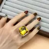 Anillo Octagonal Cuadrado de Resina con Incrustaciones de Diamante Flash de Lujo Accesible Más Vendido Transfronterizo Joyería para Deportes y Ocio Producto Nuevo Popular
