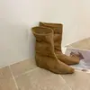 Botines de punta fina para mujer, estilo western, tacón de cuña, gamuza, 2026 vintage, con puño, otoño e invierno, superficie suave, botas de nuevo estilo
