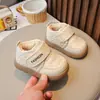 Botas de Nieve para Niñas Cálidas con Felpa Adicional 2026 Invierno Nuevos Zapatos de Algodón para Niños Zapatos Grandes de Algodón de Caña Baja para Niños Pequeños Caminar