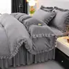 2026 Nuevo Juego de Cama de Terciopelo de Leche Color Sólido Estilo Coreano con Encaje Faldón de Cama y Sábana Ajustada Juego de Cuatro Piezas Funda de Edredón Individual Transmisión en Vivo