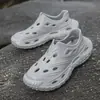 Pantuflas deportivas para hombre para conducir y ocio al aire libre, resistentes al olor, sandalias huecas, nuevo modelo de verano, antideslizantes, de suela gruesa, aptas para mujeres