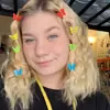 Color de primavera Mariposa clip pequeño caricatura tamaño pequeño mariposa pinza para el pelo de plástico pinzas para el pelo de resorte en lata para mujer accesorios para el pelo pasador
